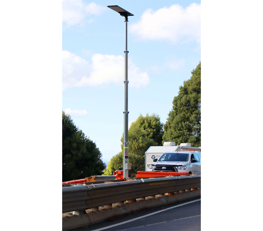 Blade Solar Light – Telescopic Pole